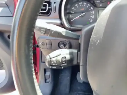 Photo 14 Citroën C3  1.2 PureTech 110ch S&S Shine 120-123g