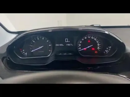 Photo 12 Peugeot 2008  1.2 110 Style GPS Clim Bluetooth