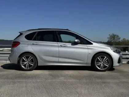 Photo 5 BMW Serie 2 Série 2 ActiveTourer 225xeA 224ch M Sport