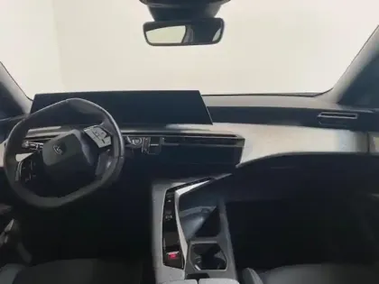 Photo 7 Peugeot 5008  Hybrid 145 Allure e-DCS6 GPS Camera Full Led