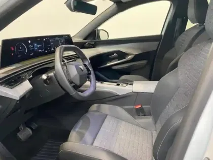 Photo 6 Peugeot 5008  Hybrid 145 Allure e-DCS6 GPS Camera Full Led