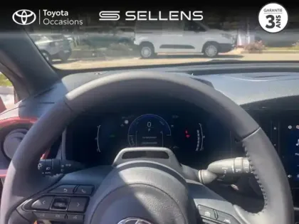 Photo 12 Toyota Aygo  X 116h Graphic