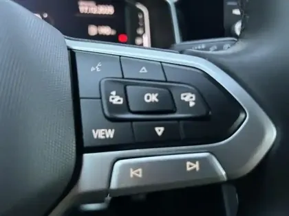 Photo 12 Volkswagen Taigo  1.0 TSI 110ch R-Line DSG7