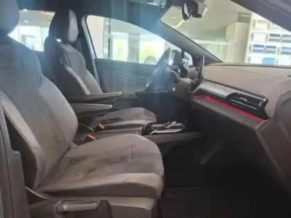 Photo 13 Volkswagen Id.4  174ch Pro 77 kWh Life Plus