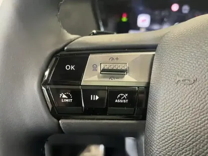 Photo 9 DS DS 4 N°4 Hybride 145ch Performance Line BVRD6