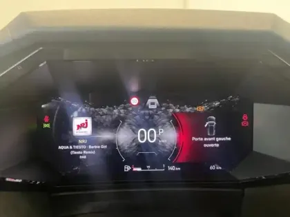 Photo 12 DS DS 4 N°4 Hybride 145ch Performance Line BVRD6