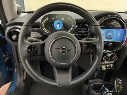 Photo 5 Mini Mini  Cooper SE 184ch Edition Premium Plus BVA 5CV