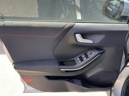 Photo 11 Ford Puma  1.0 Flexifuel 125ch S&S mHEV ST-Line