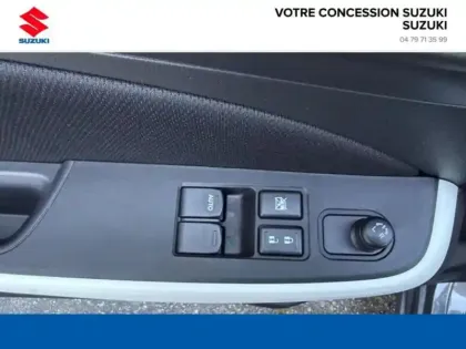 Photo 11 Suzuki Swift  1.2 Dualjet Hybrid 83ch Privilège