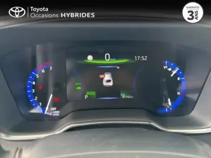 Photo 13 Toyota Corolla  122h Design