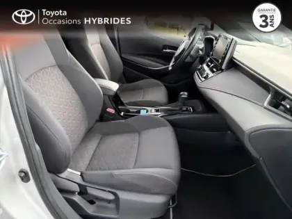 Photo 5 Toyota Corolla  122h Design