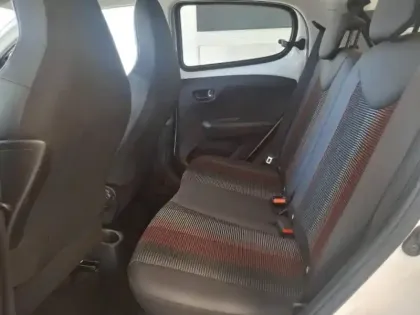 Photo 12 Peugeot 108  VTi 72 GT Line S&S 85g 5p