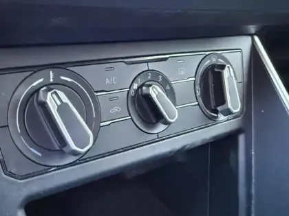 Photo 8 Volkswagen Polo  1.0 TSI 95ch VW Edition