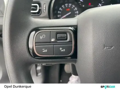 Photo 13 Citroën C3  1.2 PureTech 83ch S&S Shine