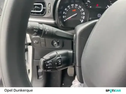 Photo 14 Citroën C3  1.2 PureTech 83ch S&S Shine