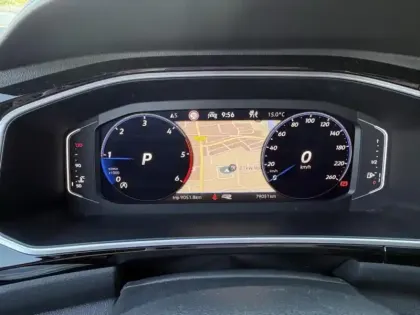 Photo 10 Volkswagen T-roc  2.0 TDI 150ch R-Line DSG7