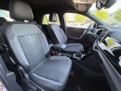 Photo 7 Volkswagen T-roc  2.0 TDI 150ch R-Line DSG7