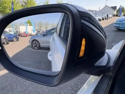 Photo 8 Volkswagen T-roc  2.0 TDI 150ch R-Line DSG7