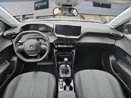 Photo 8 Peugeot 208  1.2 PureTech 100ch S&S Allure