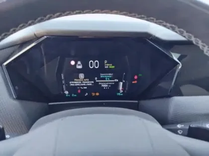 Photo 11 DS DS 4  E-TENSE 225ch Rivoli