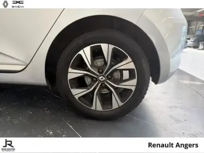 Photo 22 Renault Clio  1.5 Blue dCi 100ch Evolution