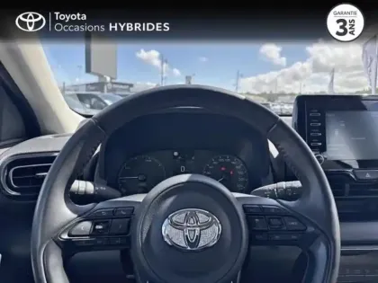 Photo 27 Toyota Yaris  116h Dynamic 5p MY22