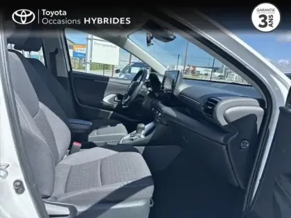 Photo 20 Toyota Yaris  116h Dynamic 5p MY22