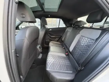 Photo 10 Volkswagen T-roc  2.0 TDI 150ch R-Line DSG7