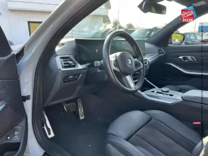 Photo 14 BMW Serie 3 Série 3 Touring 330eA xDrive 292ch M Sport