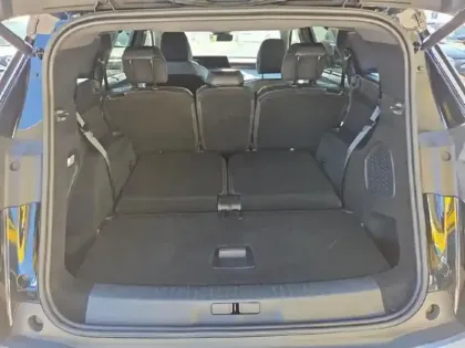 Photo 5 Peugeot 5008  Hybrid 136ch GT e-DCS6