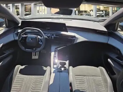 Photo 8 Peugeot 5008  Hybrid 136ch GT e-DCS6