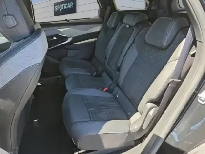 Photo 10 Peugeot 5008  Hybrid 136ch GT e-DCS6