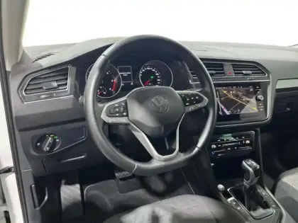 Photo 8 Volkswagen Tiguan 2.0 TDI 150ch DSG7 Life Plus