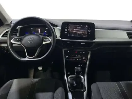 Photo 7 Volkswagen T-roc 1.0 TSI 110 Start/Stop BVM6 Life Plus