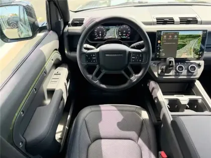 Photo 47 Land rover Defender  110 PHEV