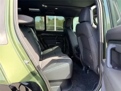 Photo 8 Land rover Defender  110 PHEV