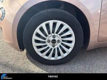 Photo 12 Fiat 500  e 95 ch Action Plus