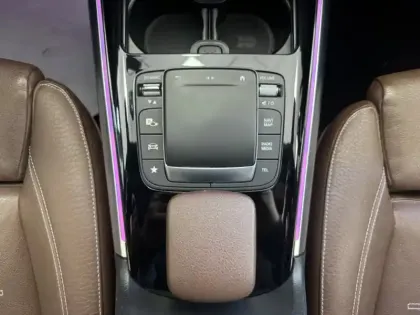 Photo 14 Mercedes GLA 200 d AMG Line