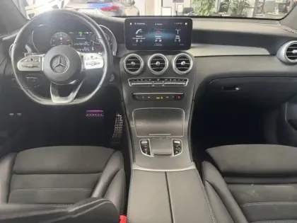 Photo 11 Mercedes GLC  300e 4MATIC SUV AMG Line