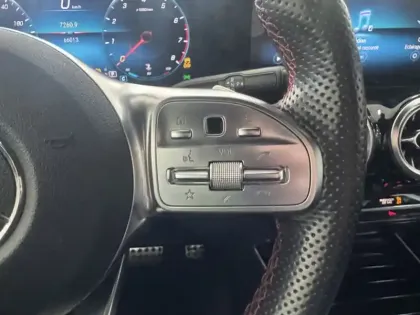 Photo 12 Mercedes Classe B 250 4MATIC AMG Line Edition