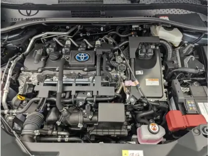 Photo 19 Toyota C-HR 1.8 Hybride 122 Design