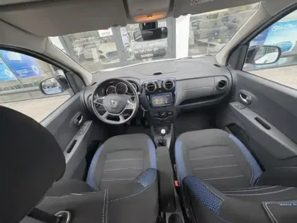 Photo 6 Dacia Lodgy 7 Places 15 Ans Blue dCi 115 -2020