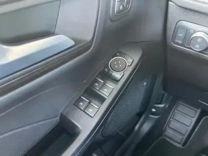 Photo 5 Ford Kuga 2.5 Duratec 190ch FHEV E85 Vignale BVA