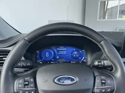 Photo 6 Ford Kuga 2.5 Duratec 190ch FHEV E85 Vignale BVA