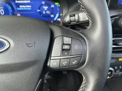 Photo 20 Ford Kuga 2.5 Duratec 190ch FHEV E85 Vignale BVA