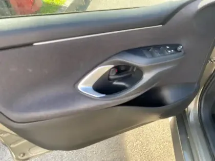 Photo 5 Mazda 2 Hybrid 1.5 116ch Pure