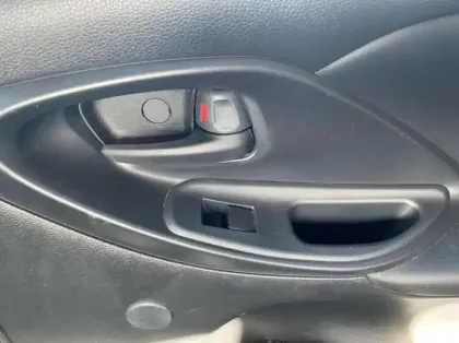 Photo 18 Mazda 2 Hybrid 1.5 116ch Pure