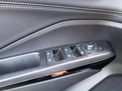 Photo 26 Ford Puma 1.0 EcoBoost Hybrid 125ch Titanium Business S&S