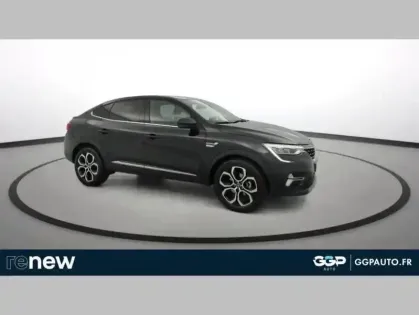 Photo 6 Renault Arkana E-Tech hybride 145 - 22 Techno