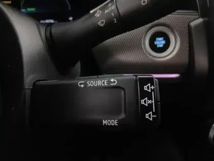 Photo 25 Renault Arkana E-Tech hybride 145 - 22 Techno